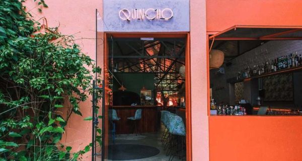 Quincho - Aqui, cada momento é uma oportunidade de celebrar a amizade e a alegria de estar junto!